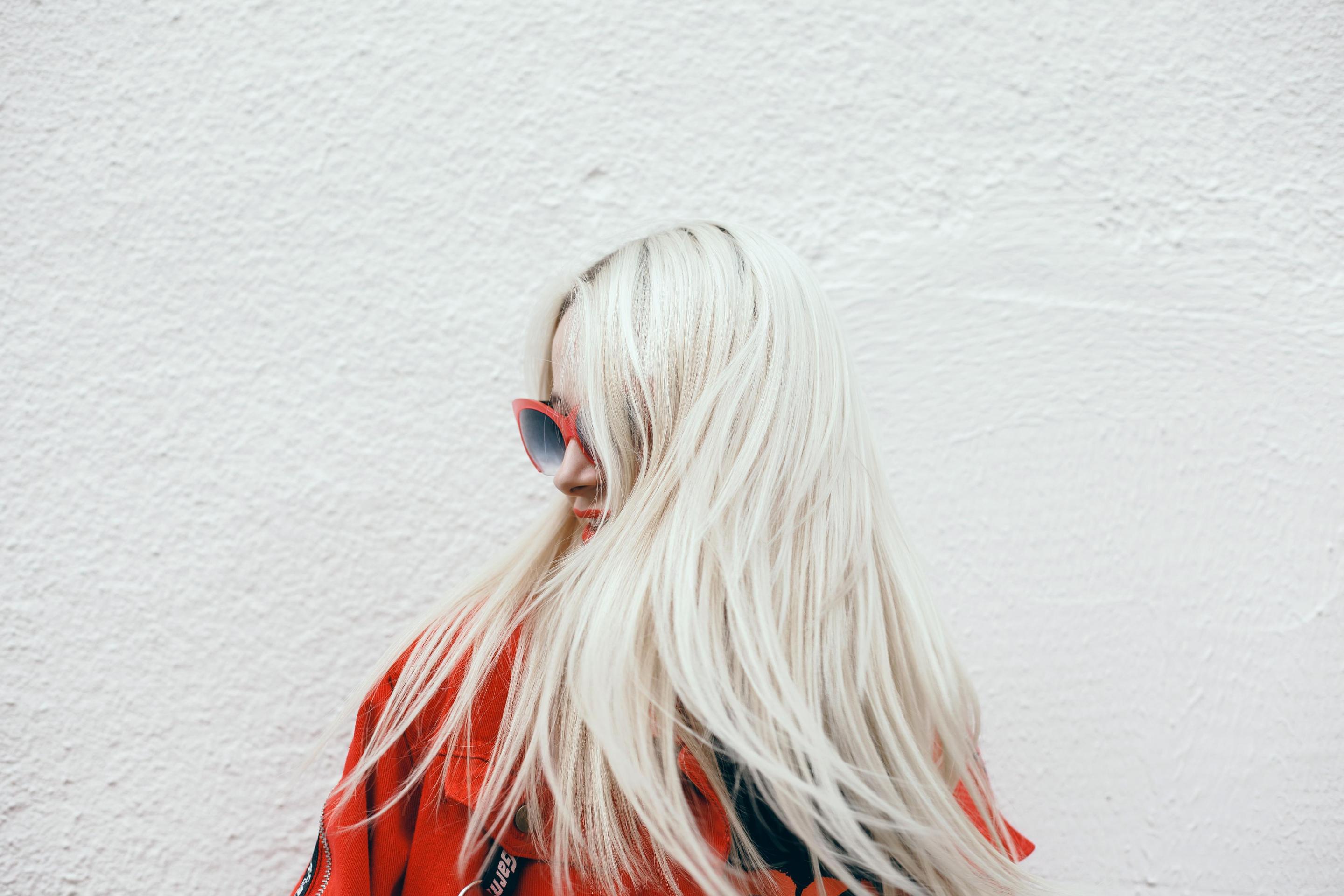 Capelli decolorati : quali cure e trattamenti