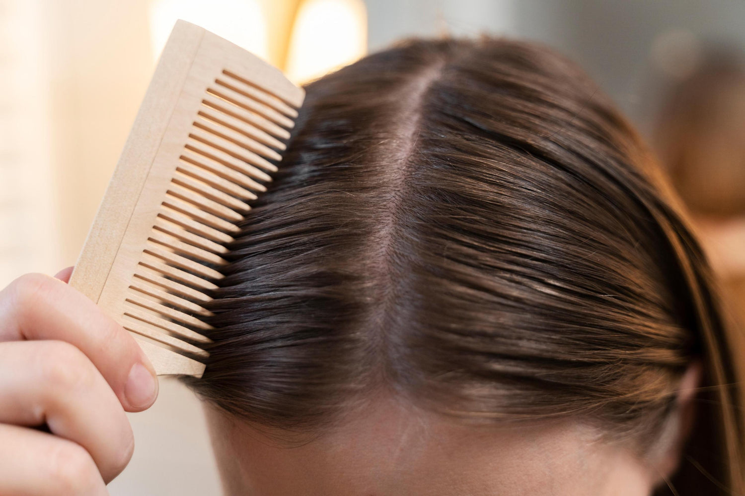 Conoscere e curare il cuoio capelluto per capelli sani e forti!